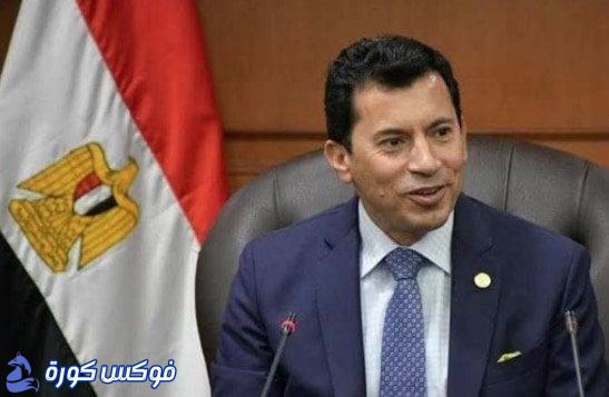 أشرف صبحي يحذر الأندية من صفقات اللاعبين غير العادلة