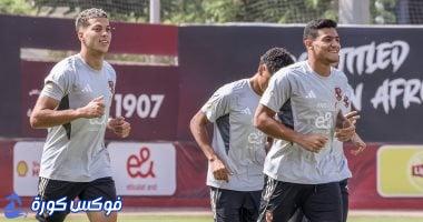 الأهلي يستعد لمواجهة بيراميدز: ملامح من التحضيرات مع إمام ومروان