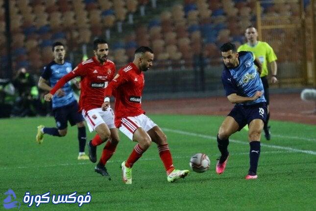 الحكم الإسباني خافيير أربيولا يقود لقاء الأهلي وبيراميدز في الدوري المصري