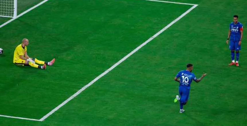 الهلال يبدأ رحلة الدوري السعودي بفوز مزدوج في العاصمة