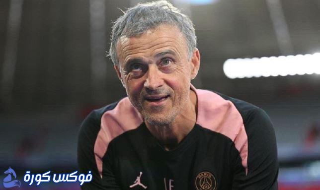 إنريكي يتجاهل الأعذار: مواجهة برشلونة تقترب