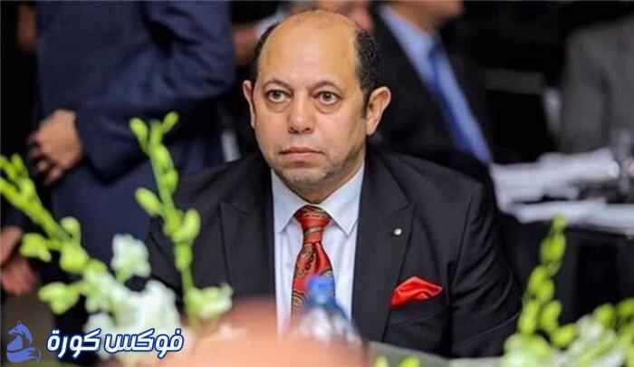 مستقبل فيريرا: جون إدوارد في صدارة القرار